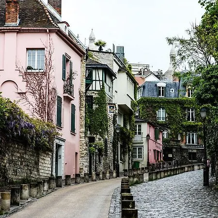 Montmartre Renoir Апартаменты