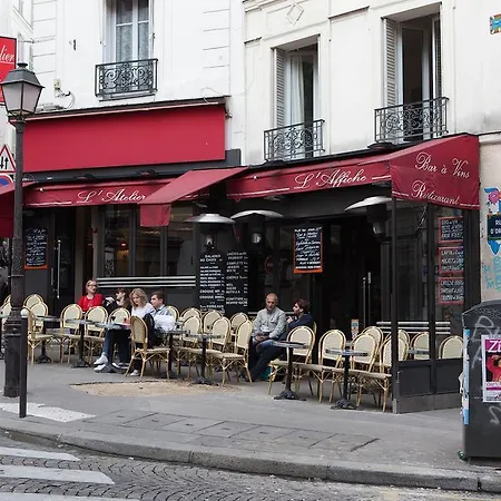 Апартаменты Montmartre Renoir