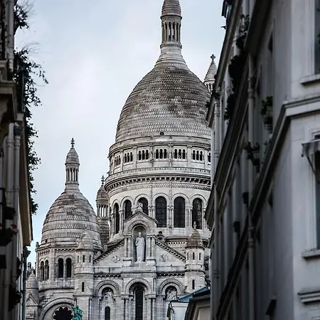 Апартаменты Montmartre Renoir