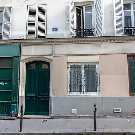 Montmartre Renoir Апартаменты